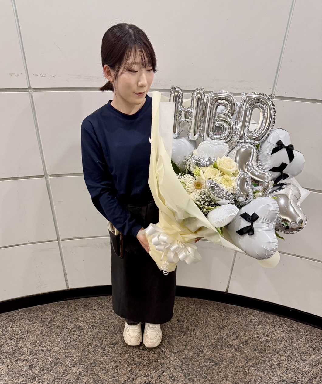 リボンバルーンフラワーブーケ HBD